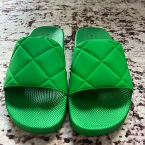 Bottega Veneta Green Slides Size 37